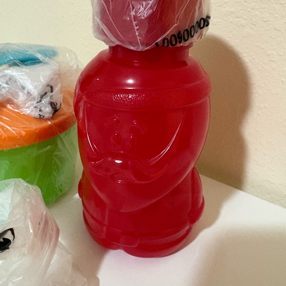 New bundle 3 Tupperware container 1,Formula Dispenser ,2 Eco WaterBottles 12 oz - Picture 4 of 9